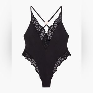 NWT Savage x Fenty Not Sorry Lace Teddy in Black Caviar
